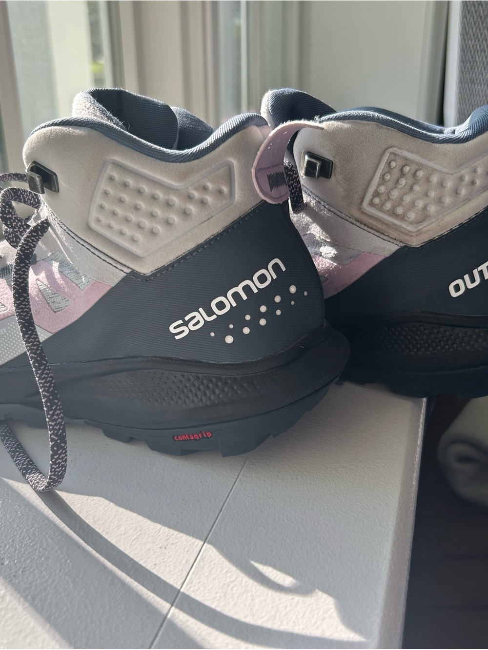 Salomon Outpulse Women’s Trail Mid-Top Shoes - Gray & Light Pink